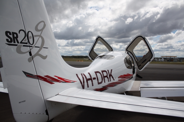 cirrus DRK for hire Archerfield